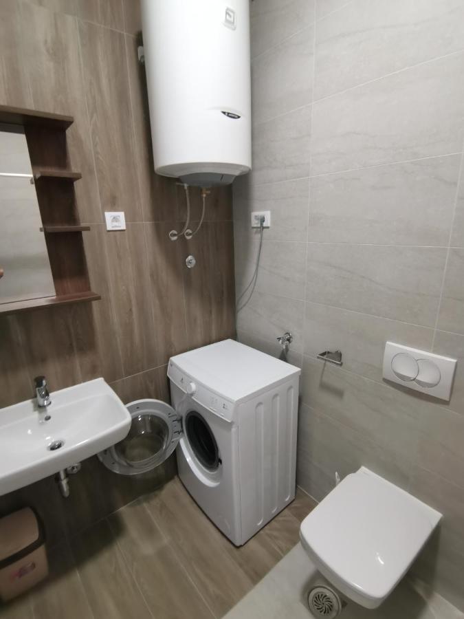 Magi Apartments Novi Sad Bagian luar foto