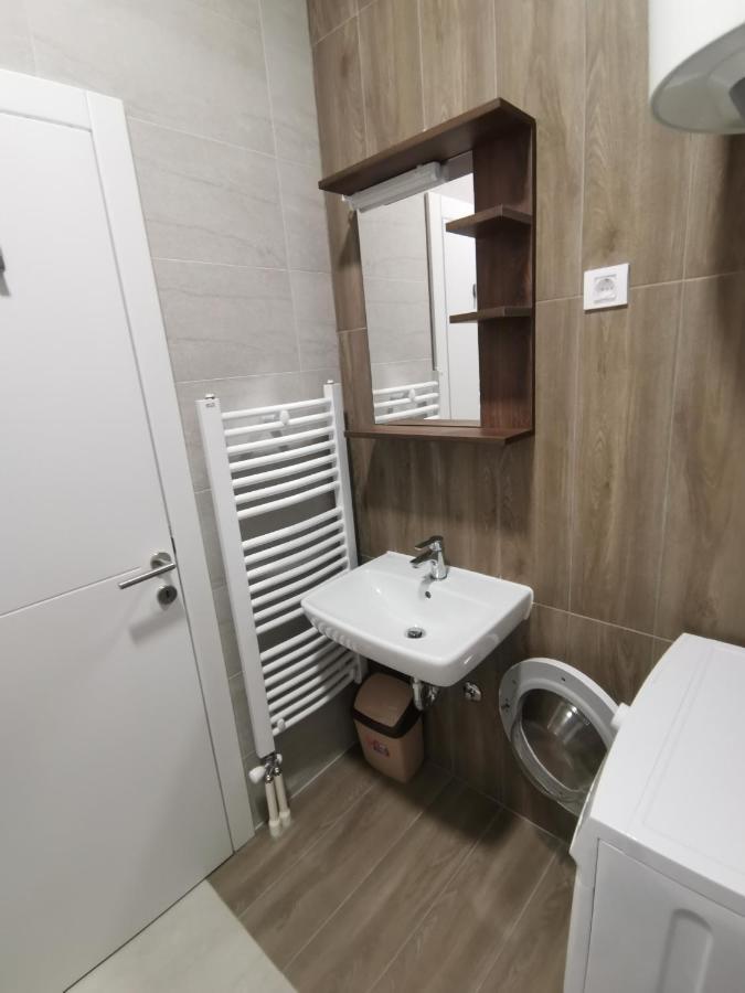 Magi Apartments Novi Sad Bagian luar foto